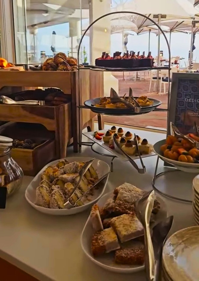 Buffet Breakfast Cape Town Waterfront
